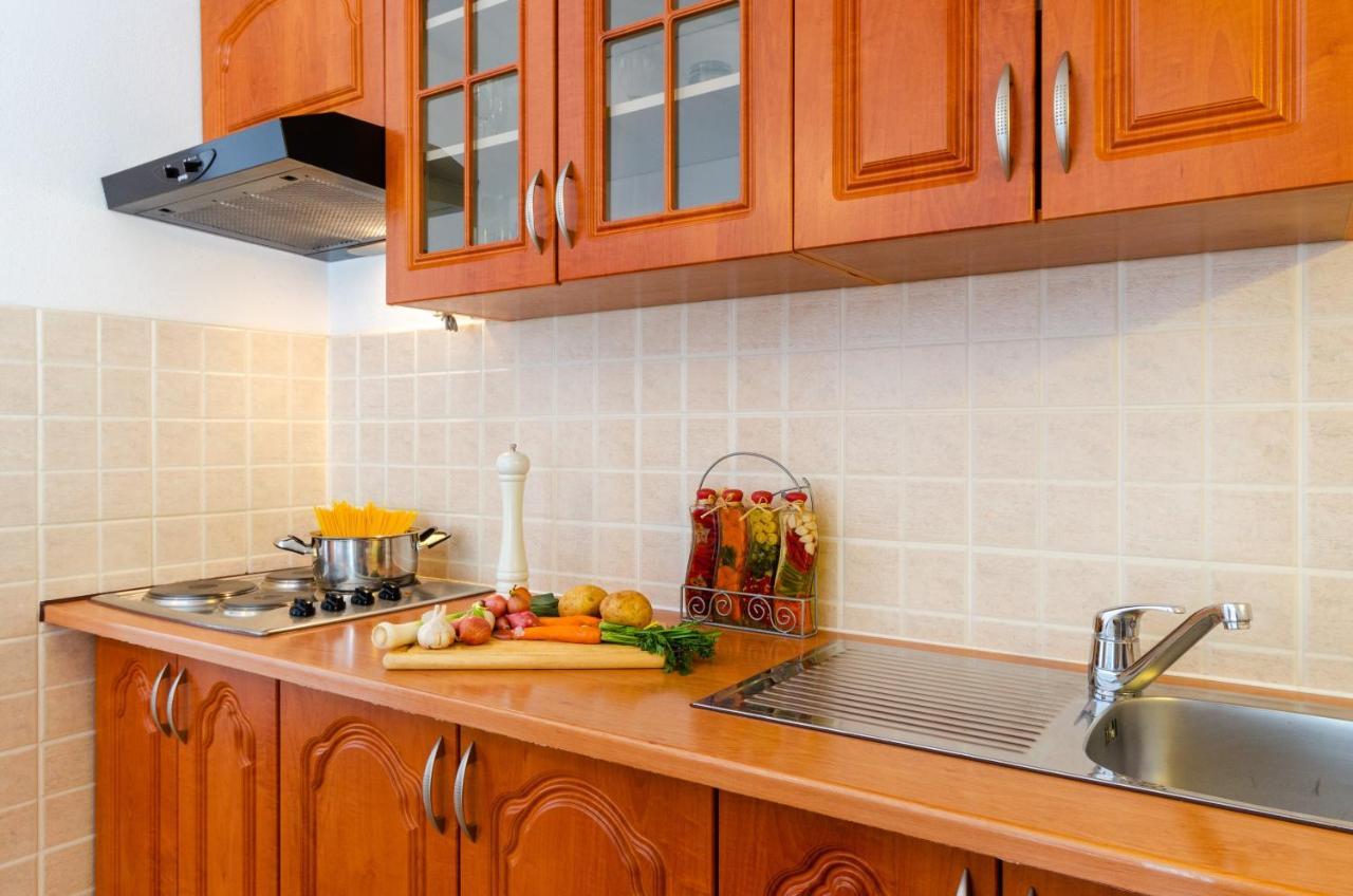 Apartmani Suncica סלצה מראה חיצוני תמונה